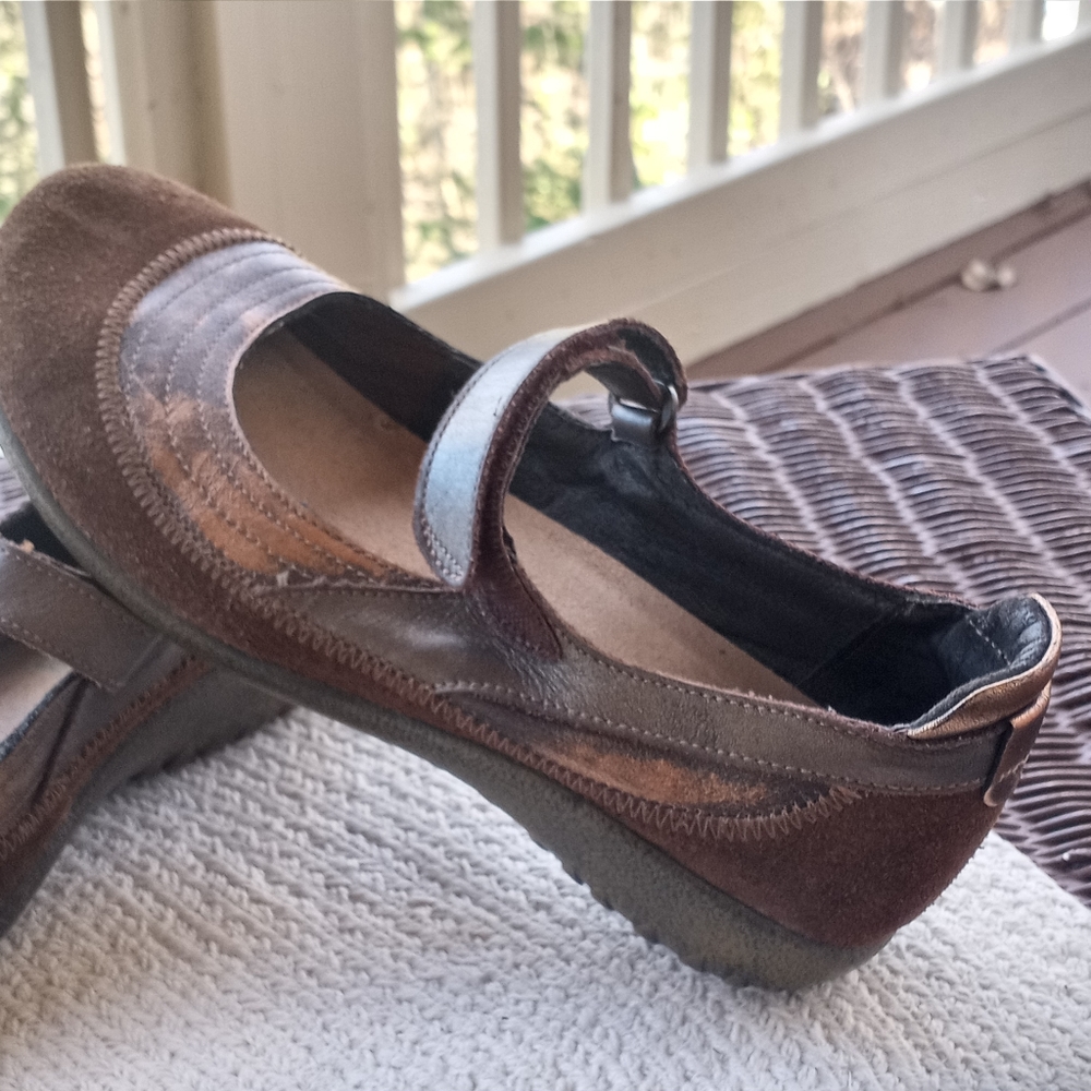 Naot Leather Kirei Mary Janes - Picture 2 of 15